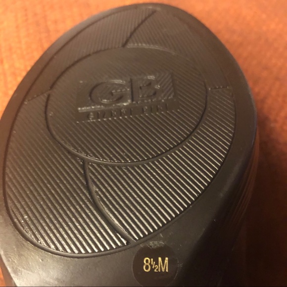 Gianni Bini (8.5M) Chocolate Brown Boots w 2” heel - Picture 14 of 16